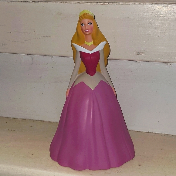 Vintage Authentic Disneyland Resort Pricess Bank Set 💖💖💖 - Picture 4 of 7